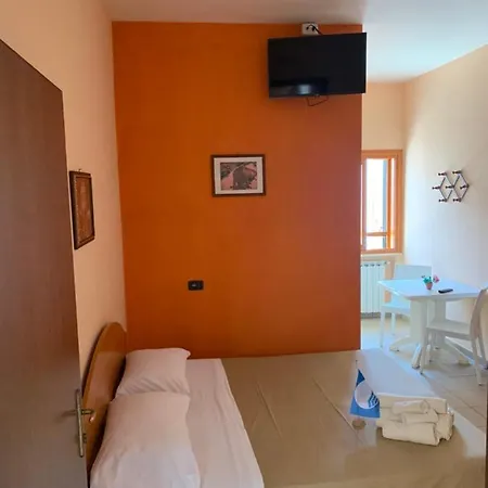 Ostelllo Marina Di *